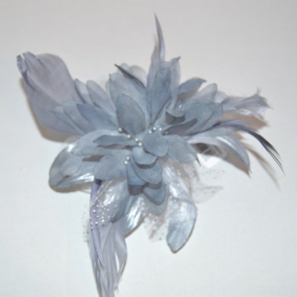 Silver grey feather flower comb fascinator wedding ascot prom ball races