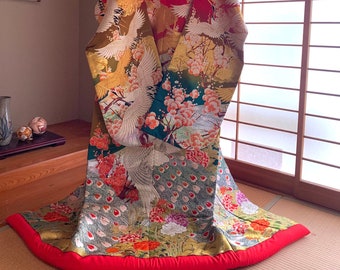 Free shipping from Japan/Uchikake/ Japanese wedding kimono/Vintage kimono/ Wedding robe/kimono wedding dress/susohiki/Traditional wedding