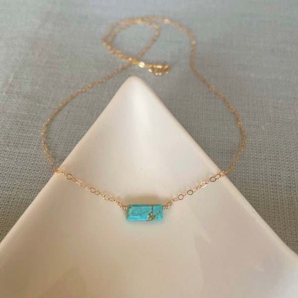 Collier turquoise, pierre rectangulaire horizontale, or 9 carats, gold filled, or rose ou chaîne en argent sterling