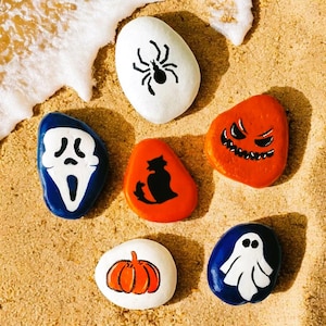 6 Piece Halloween Stone Set - Hand Painted Spooky Halloween Gift Painted Pebbles, Colorful Rocks for Spooky Season, Halloween Collection