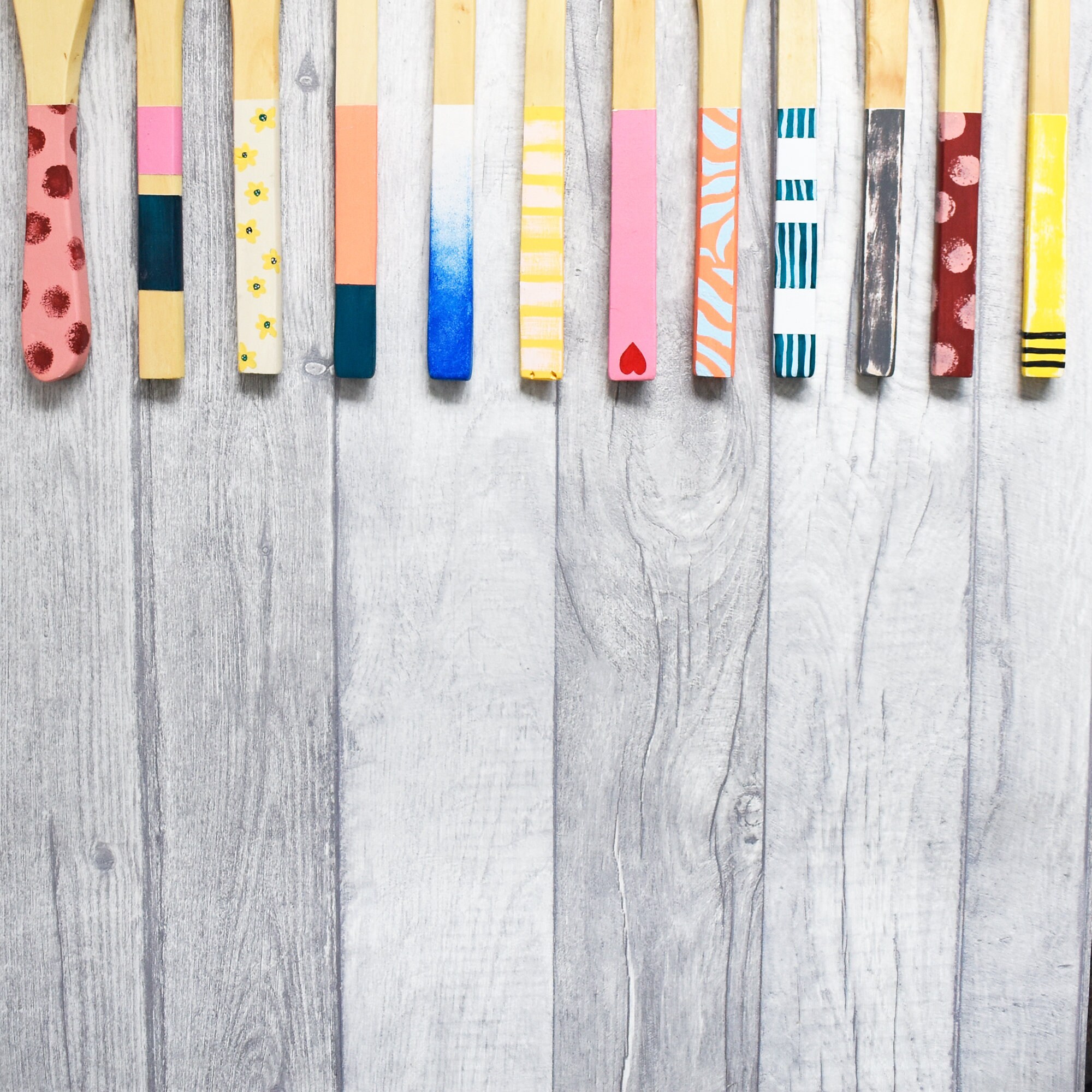 Conjunto de utensilios de cocina pintados a mano en gris | Etsy