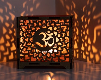 Personalisierte Laternenbox aus Holz / Diwali Geschenk mit freiem Schlüsselring / Kerzenhalter / Schreibwarenhalter Gewebebox Aum Saathyo und Ganesh Zeichen