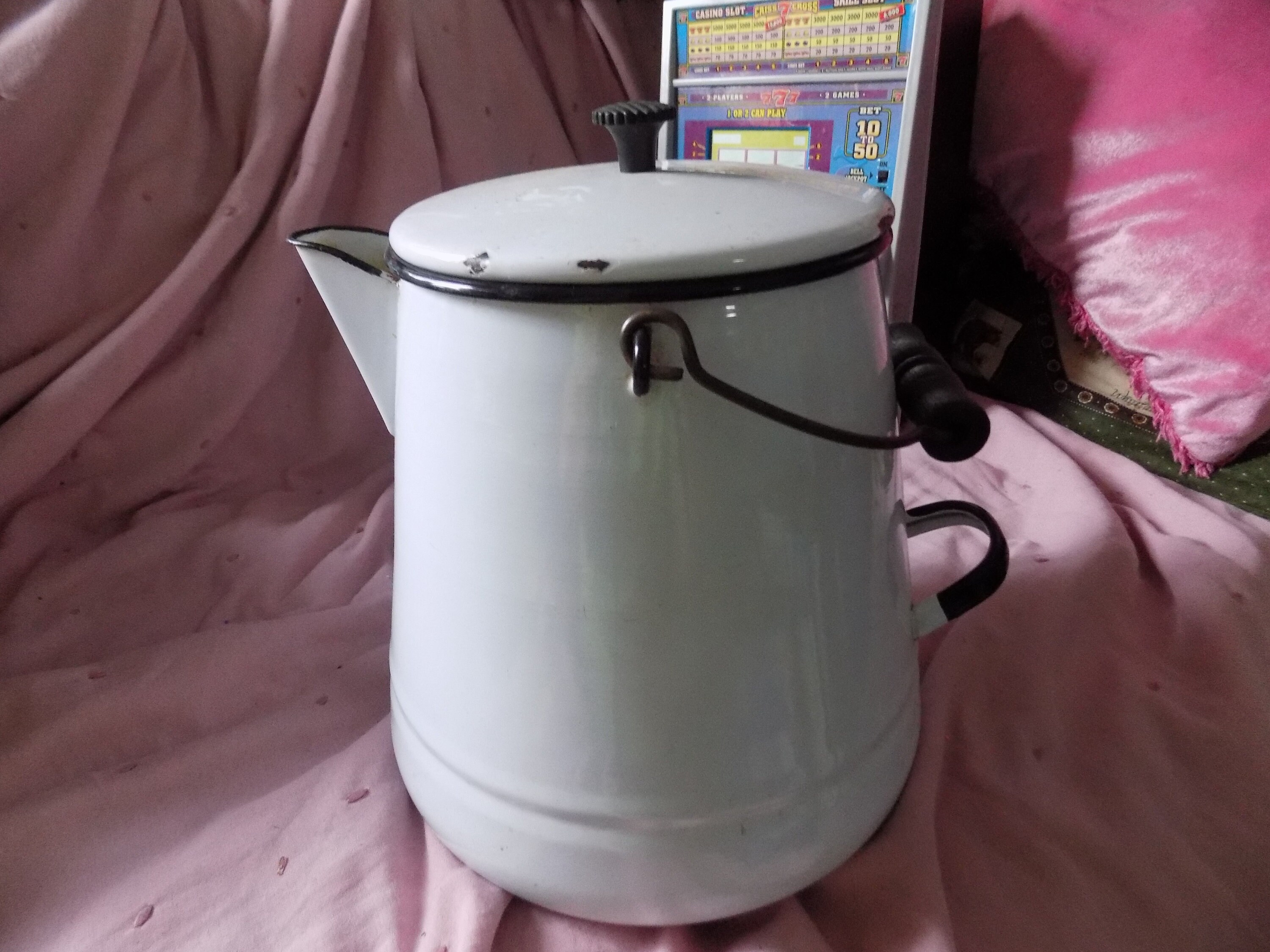 2-Gal Vtg Enamelware White Country Farmhouse Cowboy Coffee Pot Kettle Huge