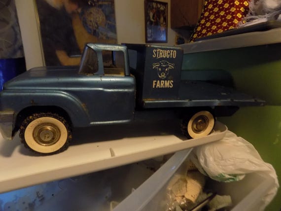 Vintage Structo Farms Cattle Truck: 1960s Steel Toy - Etsy