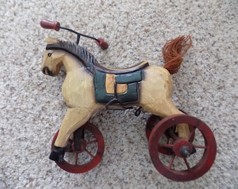Caballo de juguete para pasatiempos