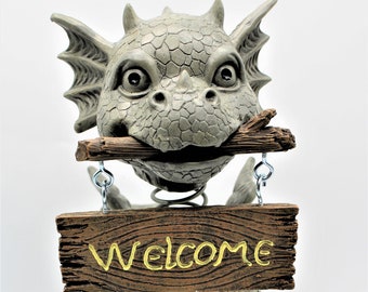 Garden Dragon Statue with Welcome Sign Dragon Garden Greeter Bobblehead Statue Garden Decor