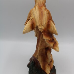 Natural Song Howling Wolves Wood Effect Bust main image 1