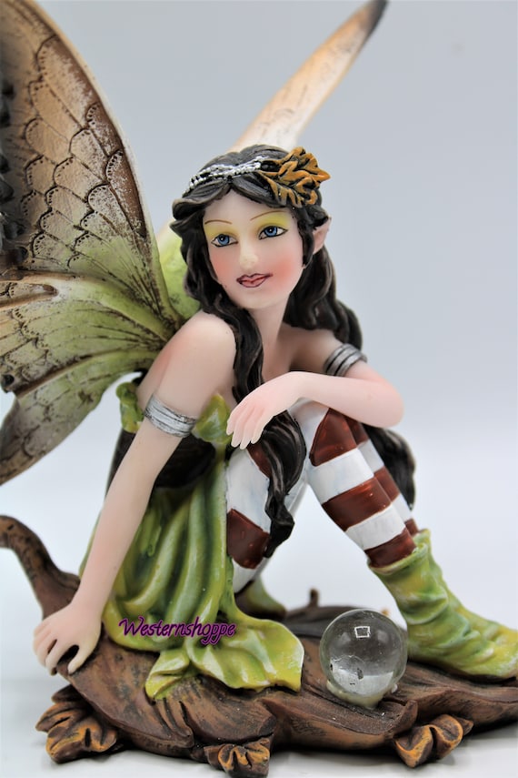 Figurine d'elfe d'automne Elara 16,5 cm | Statue de fée d'automne Fantasy  Décoration Feuilles Fée Figurine Elfe