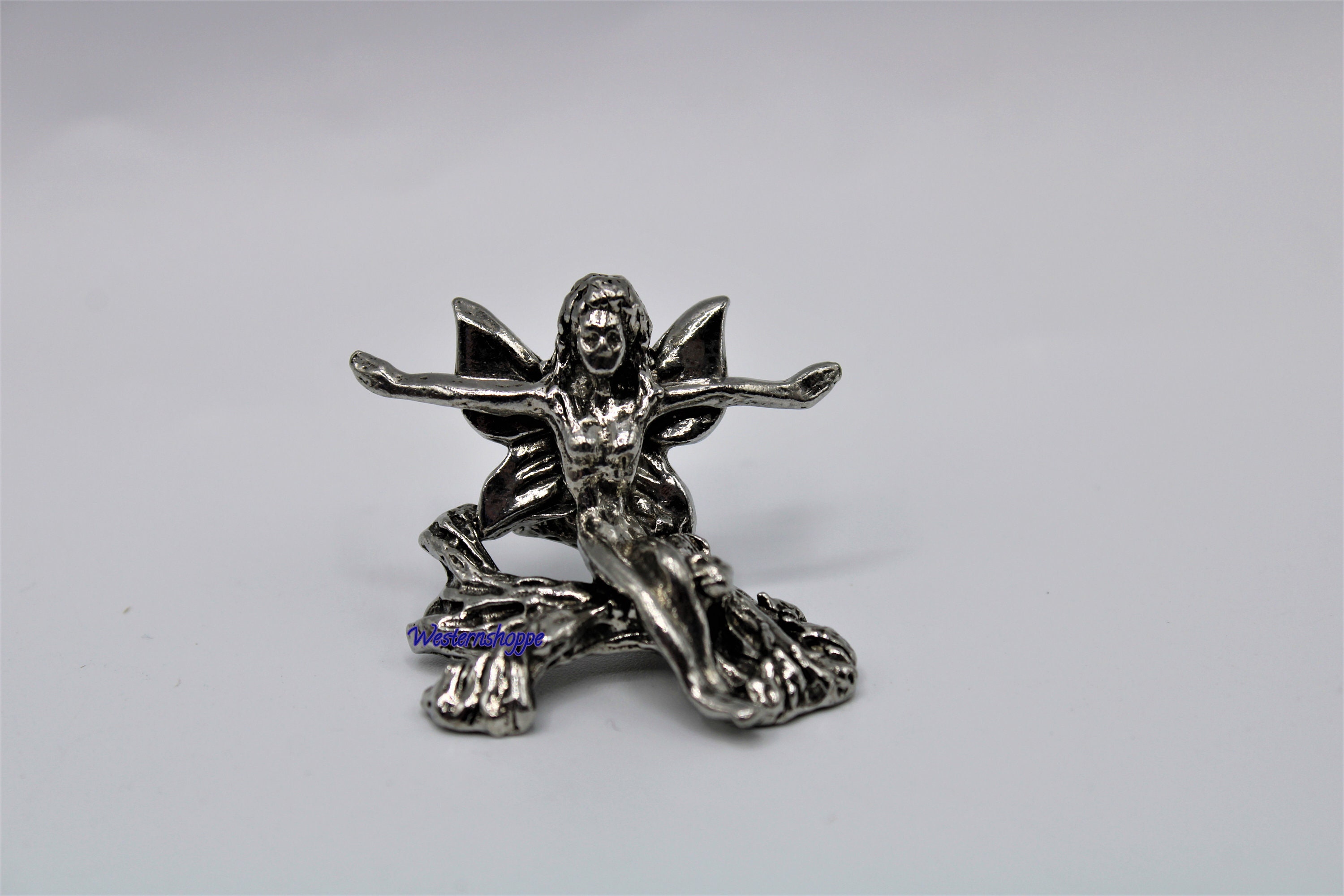 Crystal Key Pendant - Red [BB2.04FFP016] - $15.00 : The Pewter Dragon, Fine  Fantasy Pewter Figurines