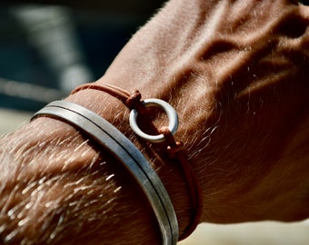 Cool Men's Jewellery - Boyfriend- Husband- Meaningful - Gift for Him - Brown Leather Circle of Life Bracelet