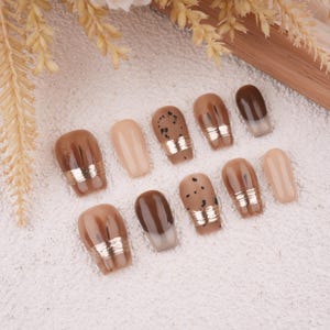 Caramel Cream Premium Short Press on Nails,Hand painted Custom Nails,Nude Nails,Birthday Gift,Perfect Gift For Party,Birthday Gifts