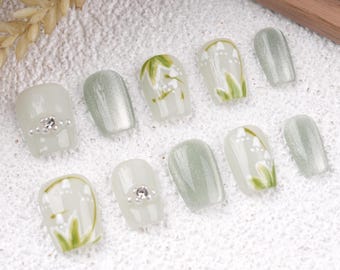 White Flowers Short Press On Nails,Lily of the Valley Nails,White Wedding Floral Hand-painted Nails,Summer Green Cat Eye Nails