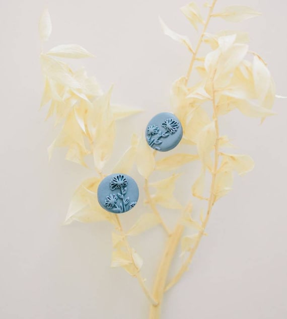 Custom Birth Month Flower Earrings ǀ Personalized Birth Flower Earrings ǀ Clay Flower Studs ǀ Birth Flower Jewelry ǀ Bridesmaid Gift