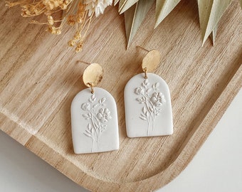 Wildflower Bouquet Polymer Clay Earrings ǀ Floral clay earrings ǀ White Textured Dangle Earring ǀ Statement Floral Jewelry ǀ Gift for Her