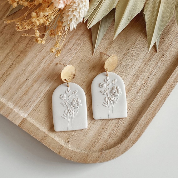 Wildflower Bouquet Polymer Clay Earrings ǀ Floral clay earrings ǀ White Textured Dangle Earring ǀ Statement Floral Jewelry ǀ Gift for Her