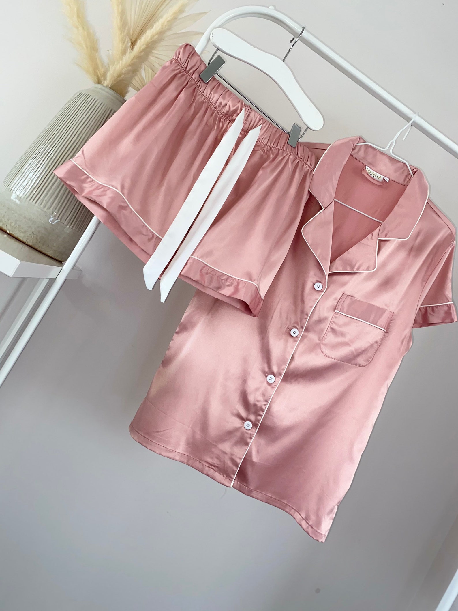 SALE Satin luxe personalised Bridal Bridesmaid Wedding Pjs | Etsy