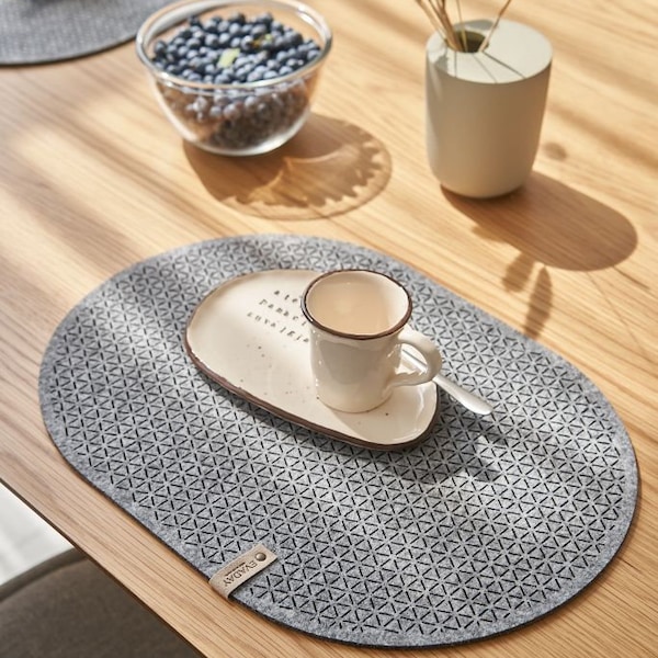 Felt Oval Table Placemat - Felt Dining Placemat, Modern Felt Placemat, Table Protector, Minimalist Table Accessory STELLE