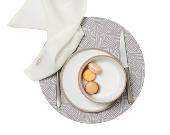 Modern placemat, table mat, designed placemat, round table placemat, table runner