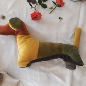 TOY DOG
