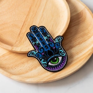 ハムサの邪悪な目パッチ 刺繍アイロンパッチ、クールなパッチ、パンクパッチ、高品質のパッチ、ギフトアイデア、ストリートウェアファッション