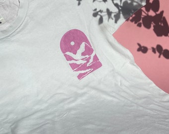 Camiseta con estampado de rosas