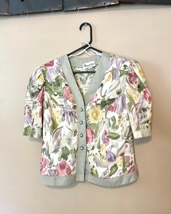 90s Floral Structured Blouse