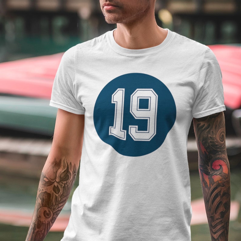 Dallas Cowboys Shirt / Unisex Cowboys Amari Cooper Number 19 | Etsy