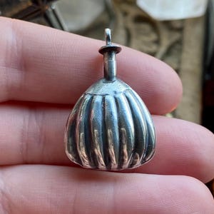 Pretty vintage scent bottle pendant. Hollywood glam look. Vintage silver bottle pendant. Vintage glamour. Miniature perfume bottle pendant.