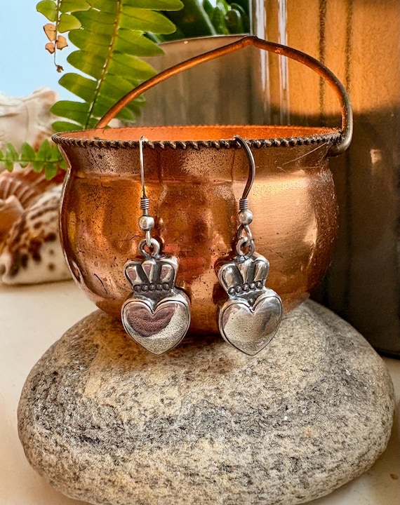 Solid weight Claddagh style earrings. Silver hear… - image 7