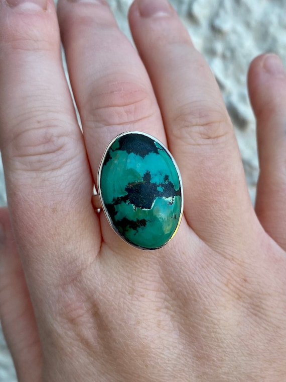 Gorgeous highly set turquoise ring. Green turquoi… - image 4
