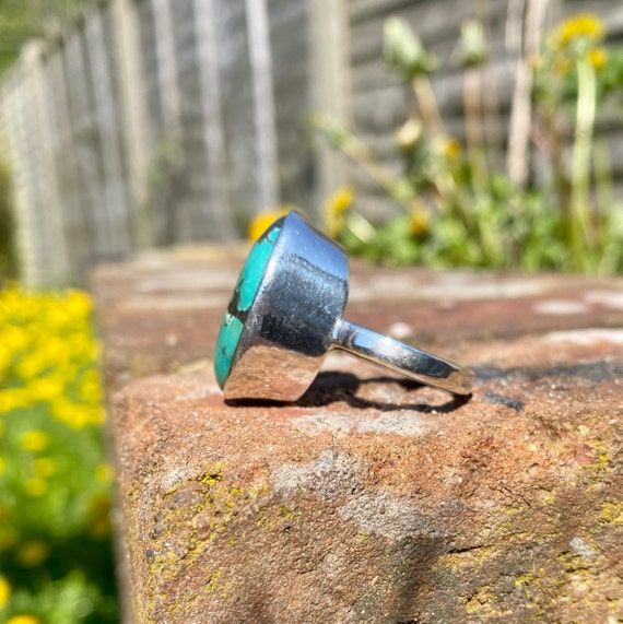 Gorgeous highly set turquoise ring. Green turquoi… - image 8