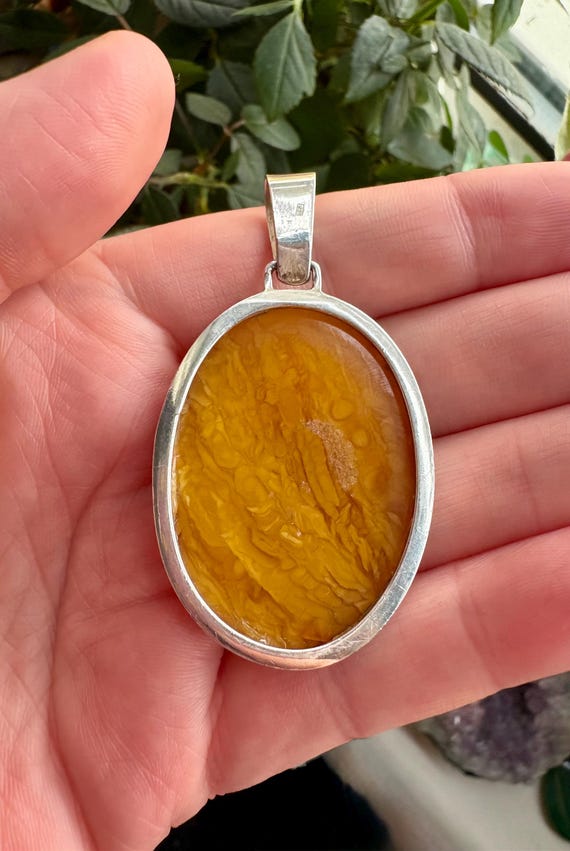 Delicious butterscotch amber statement pendant. L… - image 4