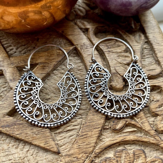 Vintage boho earrings deals
