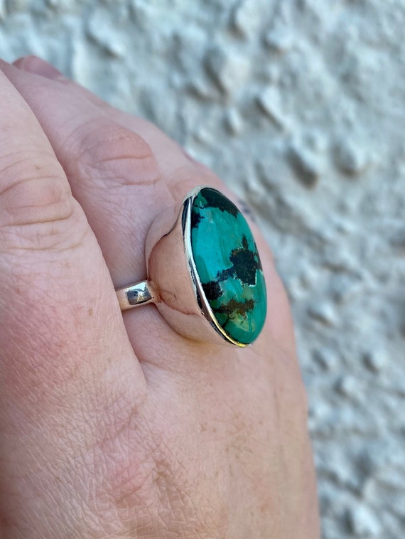 Gorgeous highly set turquoise ring. Green turquoi… - image 6