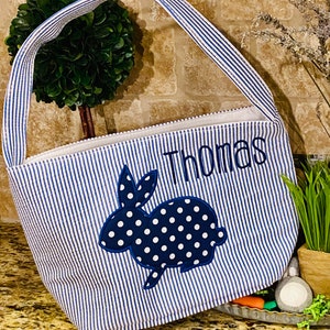 Monogrammed Easter basket,Personalized Seersucker Easter tote,Customized bunny bucket,Kids egg basket,Toddler Bunny applique bag,Seersucker