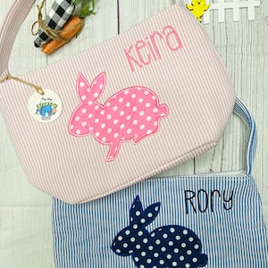 Monogrammed Easter basket,Personalized Seersucker Easter tote,Customized bunny bucket,Kids egg basket,Toddler Bunny applique bag,Seersucker