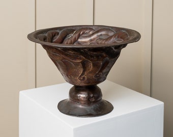 Antique fruit bowl - hand-carved copper with snake motif - bowl for table decoration - Italy 1900