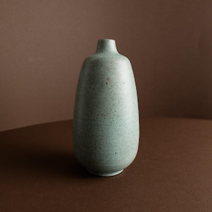 Mint-colored vintage vase by Carl Fischer for PGH Bürgel - organic shape - Mid Century Studio Ceramics - 1960s