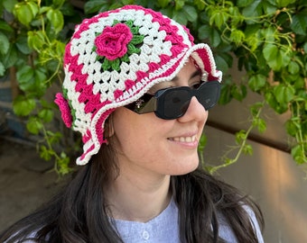 Crocheted cotton hat with roses, Handmade pink and white floral summer hat, Knitted hat, Unique bucket hat, Bohemian festival hat