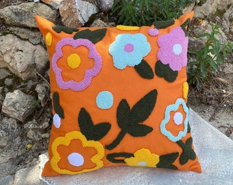 Punch Flower Pillow, Unique Embroidered Cushion Cover, Floral Punch Pillow, Home Gift, Tufted Punch Needle Pillow, Punch Needle Pillowcase