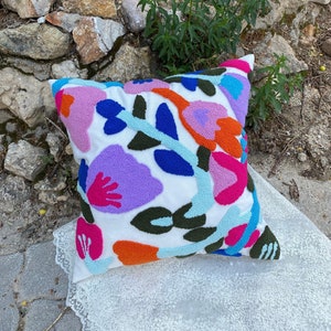 Punch Needle Pillow, Flower Pillow Cover, Pillow Case, Luxury Home Decor, Decorative Pillows, Handmade Unique Embroidered Cushion Cover