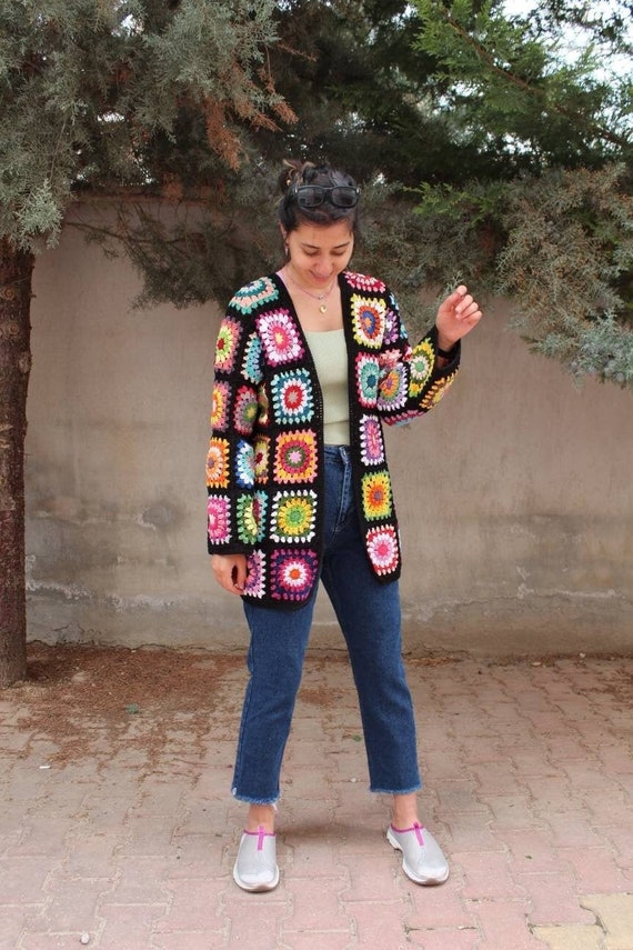 Kleding Dameskleding Sweaters Vesten Oma Square Jas Cadeau voor haar Boho Style Jacket Oma Square Cardigan Oma Vierkante Trui Gehaakte Boho Lange Jas Boho Cardigan 