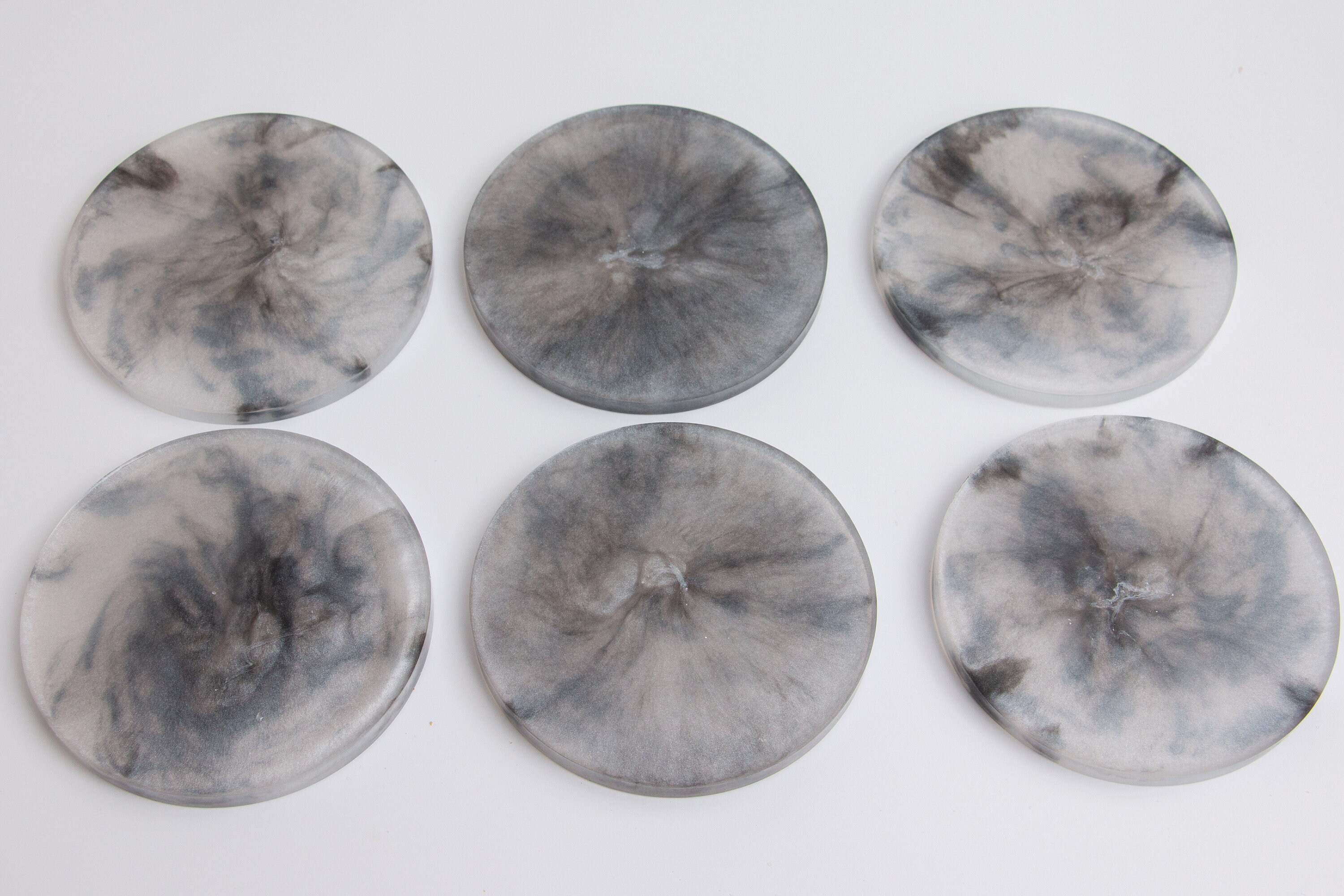 Resin Marble Effect Coasters, White and Black Marble Effect Resin