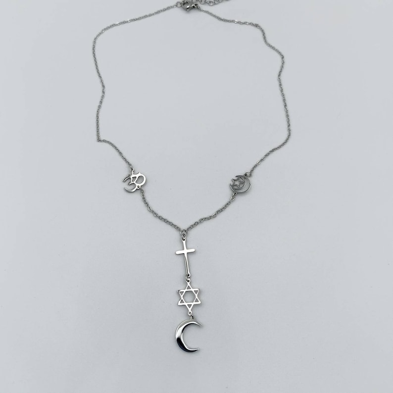 Collier chaîne pendentifs symboles religieux TOULON Argenté