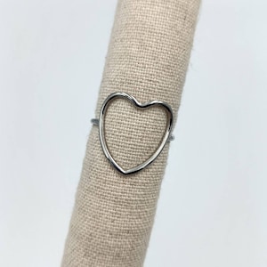 CUCURON stainless steel heart ring image 3