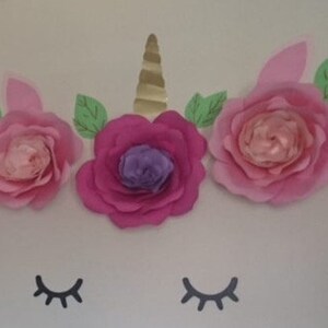 Flores de cartón 3D hechas a mano para decoración de fiestas: varios tamaños y juegos disponibles
