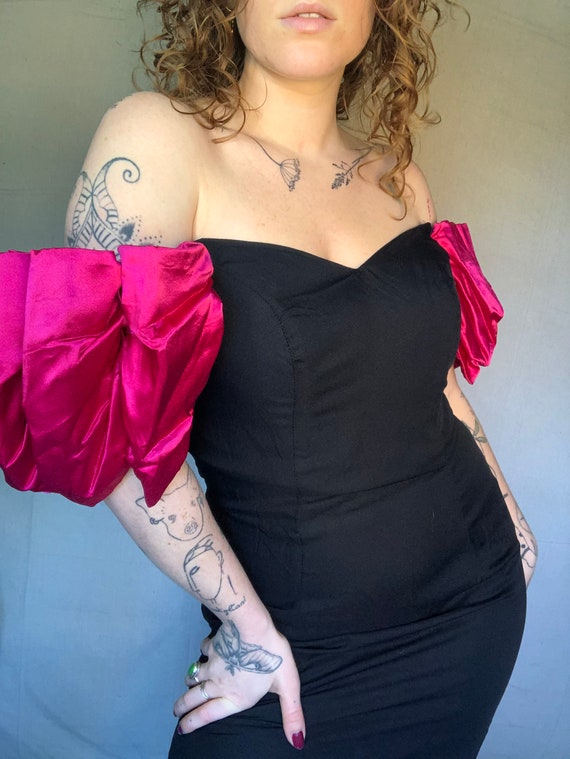 Size S/M 1980’s Puff Sleeve Dress