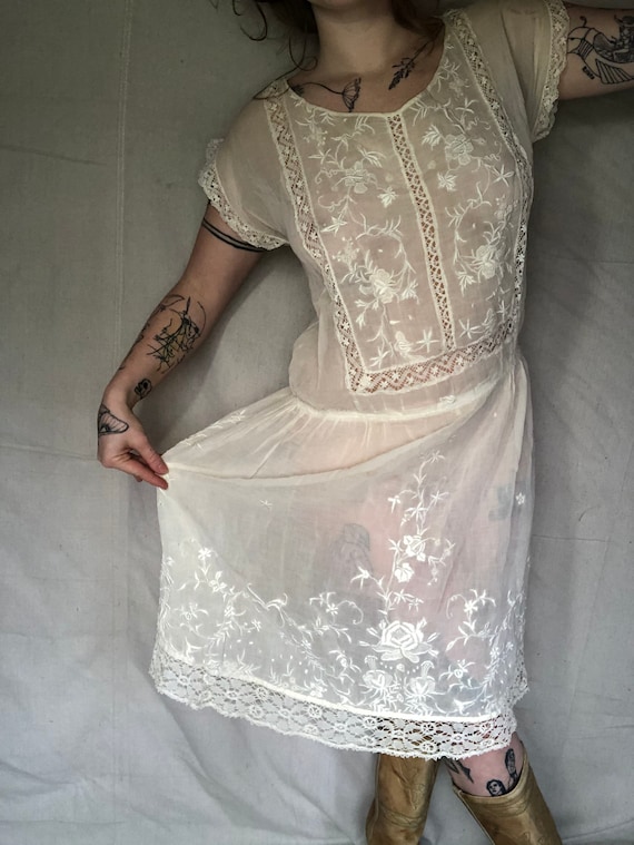 S/M 1920’s Lace Dress