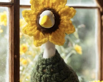 Sunflower Sally Crochet Pattern for 7" Desk Goose