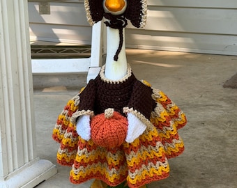 Fiona Featherton Crochet Pattern | 17-21 Inch Porch Goose Outfit PDF | Fall Goose Dress Pattern | Thanksgiving Goose Clothes